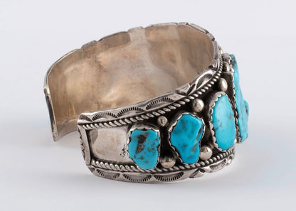 Authentic Native American, 14 Chunky Natural Kingman Turquoise Stones and Sterling Silver Cuff, Hallmarked “T”