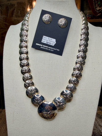 Carol Smith Handmade Pillow Beads, Reversible, Matching Earrings