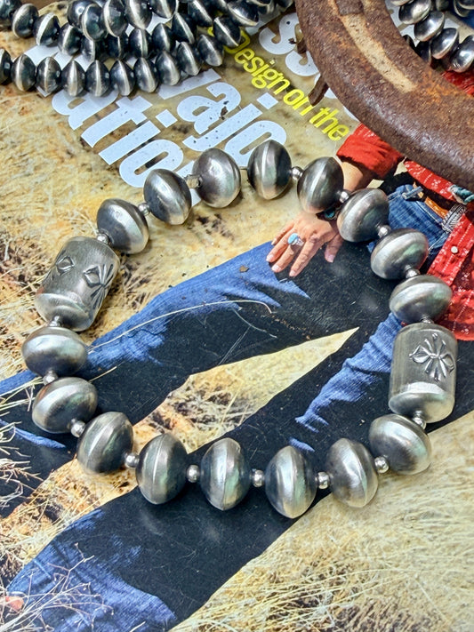 Sharon Cooley Stretchy Navajo Pearl Braclet (7”-8” wrist)