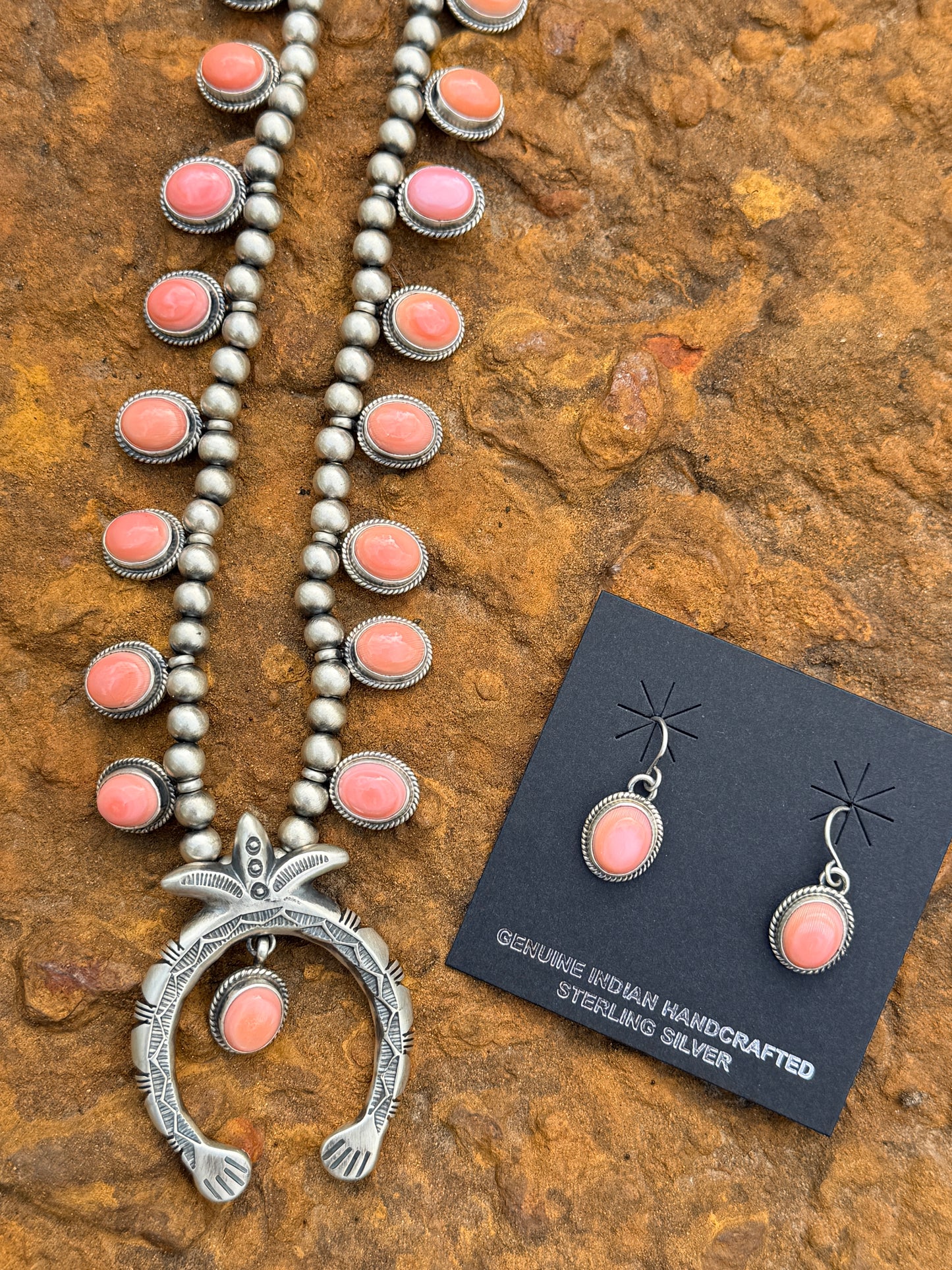 Native Made Queen Pink Conch Squash Neckalce and Earring Set