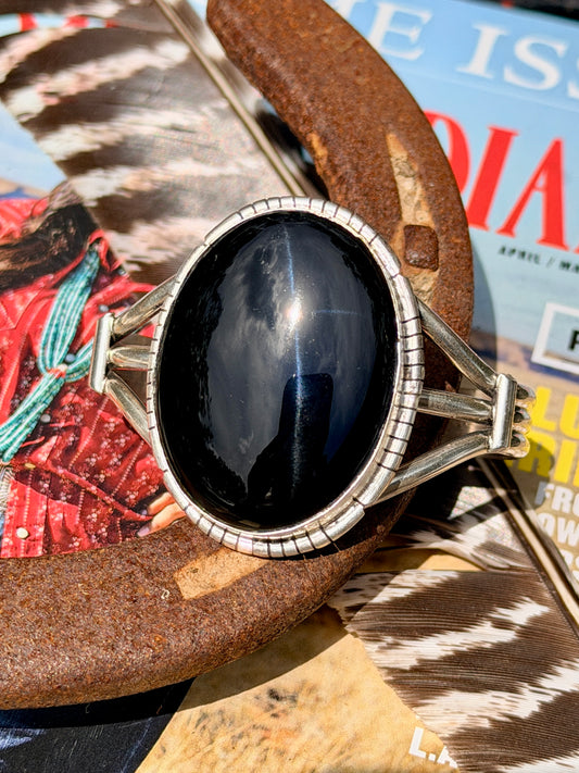 Native Made Large Onyx by Samson Etcitty