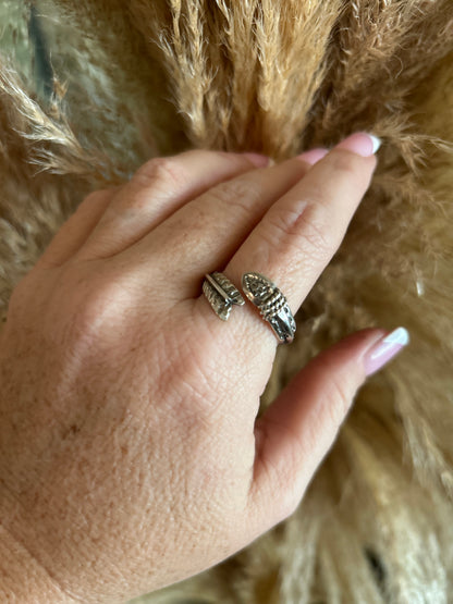 Delayne Reeves Adjustable Sterling Silver Triangle Wire Arrow Ring