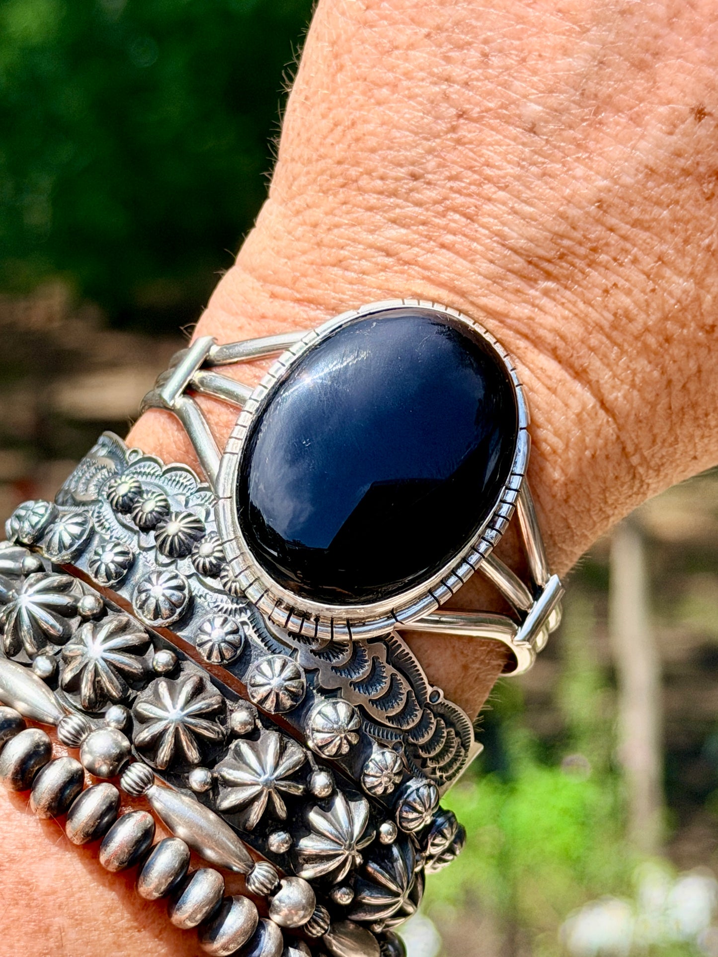 Native Made Large Onyx by Samson Etcitty