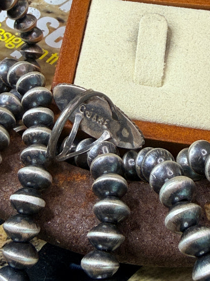 Vintage Zuni Turquoise & Mother of Pearl Ring size 6
