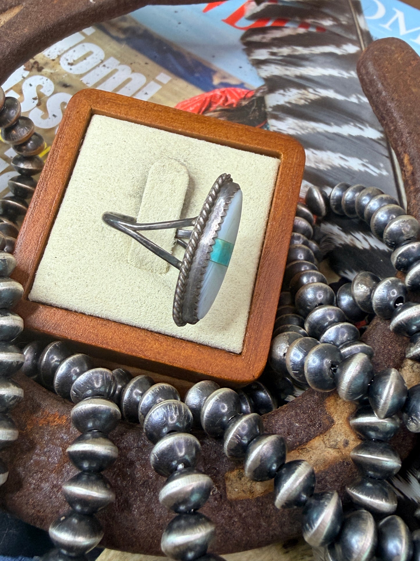 Vintage Zuni Turquoise & Mother of Pearl Ring size 6