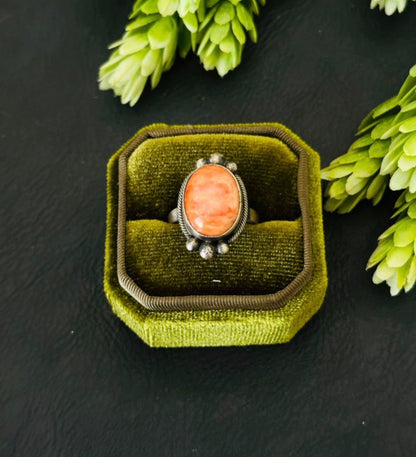 Eli Skeets Spiny Oyster & Sterling Silver Ring Size 7.25