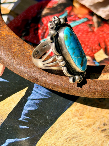 Gorgeous Navajo Made Kingman Turquoise & Sterling Silver Ring Size 8