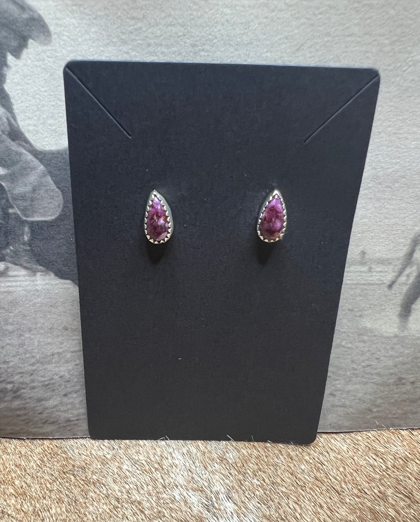 Purple Spiny Oyster Navajo Studs