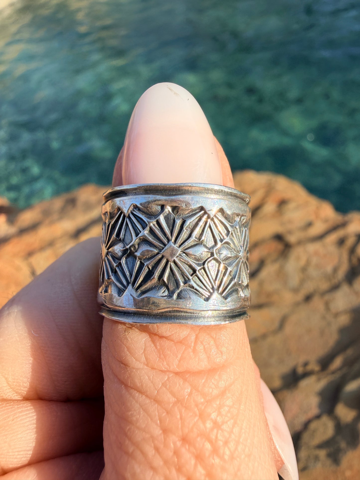 Delayne Reeves Handmade Navajo Sterling Silver Wide Band Ring Thunderbird size 6.5