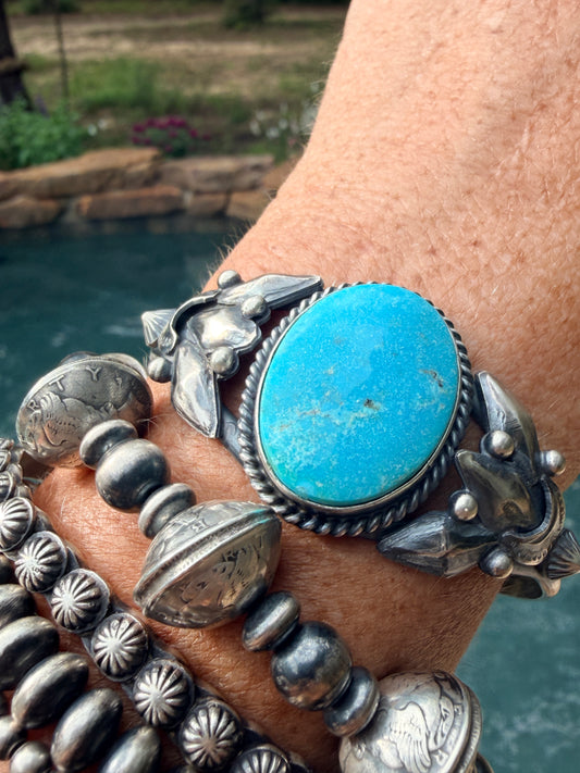 Gorgeous Authentic Navajo Large Turquoise Stone Cuff