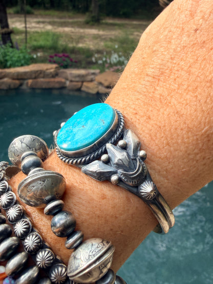 Gorgeous Authentic Navajo Large Turquoise Stone Cuff
