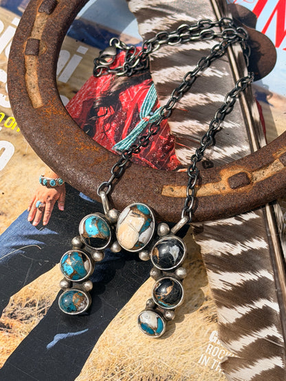 Augustine Largo Blue Ice Dahlia Naja Necklace