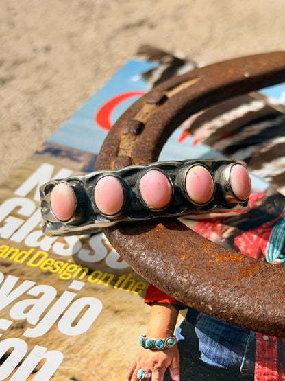 Chimney Butte Pink Conch Cuff