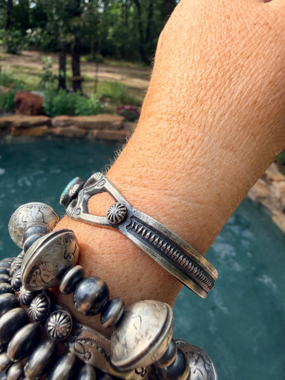 Native Made Turquoise & Sterling Silver Bracelet - Eva & Linberg Billah