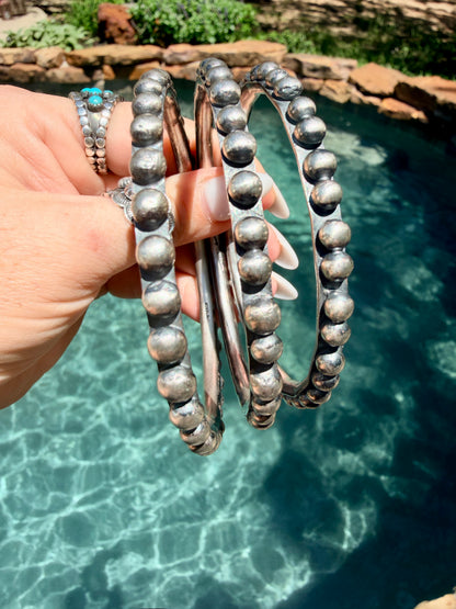 Chimney Butte Dot Bangles