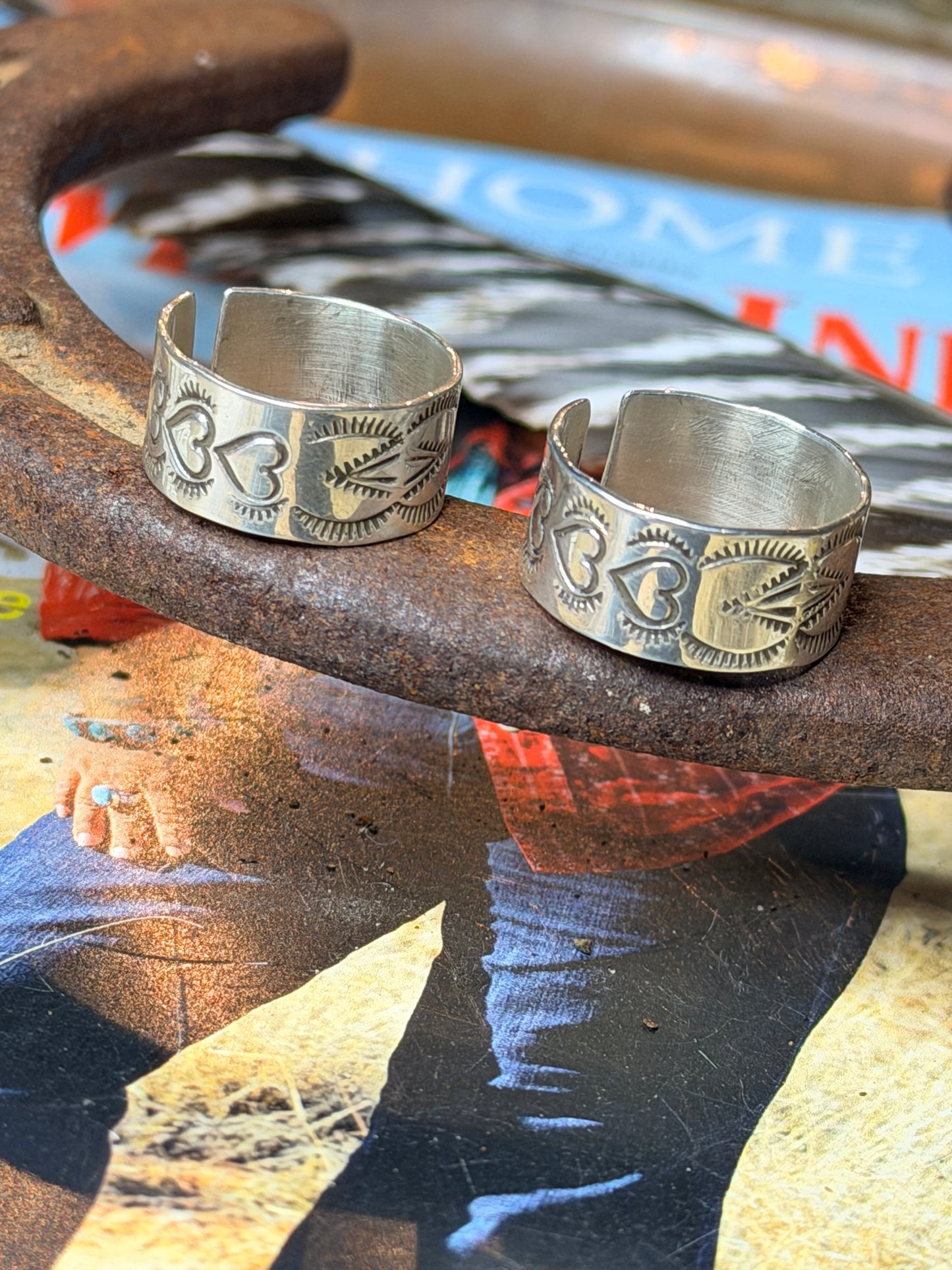 Navajo Made Freddy Platero Silver Heart Finger Band Cuff with Stone Adjustable