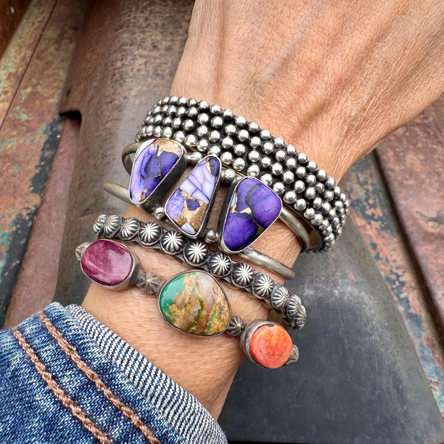 NAVAJO STERLING SILVER STUDDED BANGLE BRACELET BY KEVIN BILLAH