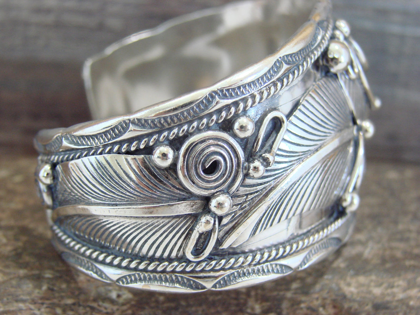 Native American Navajo Sterling Silver Feather Bracelet by Darrell 
Morgan